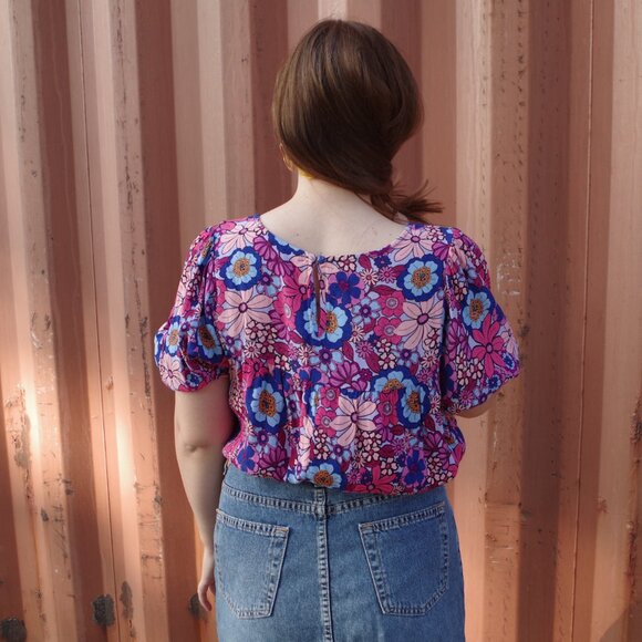 Ladies Floral Blouse By terra & Sky - Picture 5 of 6